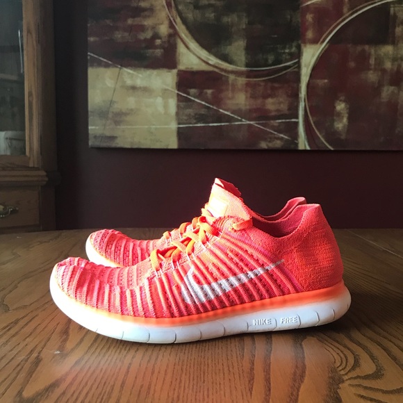 Nike Free RN Flyknit - Picture 3 of 5
